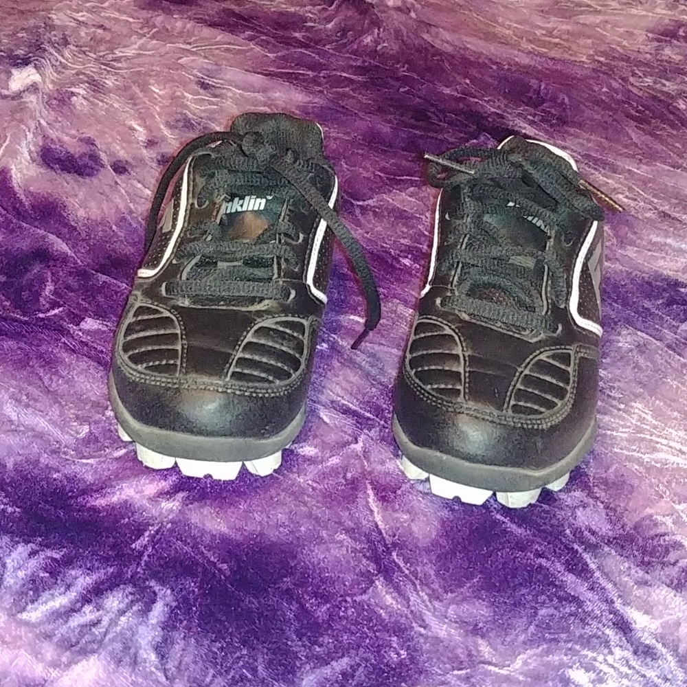 🌹3/$15 SALE🌹Toddler Boy's baseball cleats